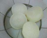 A picture of step 3 of Simmered Chicken Drumettes, Daikon, and Atsuage Tofu.