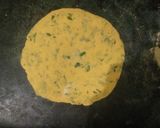 A picture of step 2 of Makka methi parantha.