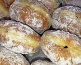 Foto langkah ke 5 dari resep Bombolini Isi Vla Cokelat.