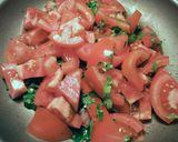 Foto del paso 3 de la receta: Salsa de tomates picante con aceitunas negras