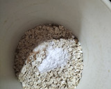 Foto del paso 1 de la receta: Tortitas imperfectas de plátano, avena y nueces