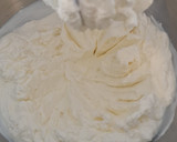 Foto del paso 2 de la receta: Semifrío de tiramisú con cobertura marmolada 30 / 24 / 20 cm