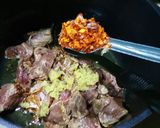 A picture of step 5 of Daal Gosht.