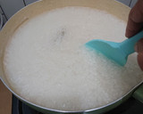 Foto langkah ke 1 dari resep Bubur Ayam Kuah Soto.