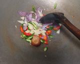 Foto langkah ke 2 dari resep Tumis Pakis.