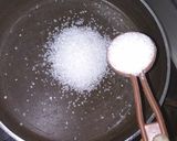 A picture of step 1 of Strawberry Crush And Milkshake.
