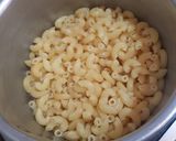 Foto langkah ke 1 dari resep Macaroni Schotel (Makaroni Skutel) Kukus.