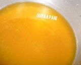 A picture of step 1 of Gur aur atay ka halwa.