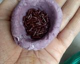 Foto langkah ke 3 dari resep Jemblem Ubi ungu isi coklat.