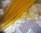 A picture of step 4 of Salt & Butter Flavored Soup Pasta with Cabbage & Bacon.