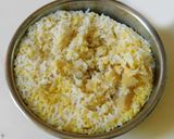 A picture of step 3 of Ven Pongal with Barnyard Millet.