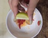 Hình bước làm 1 của món Xúc xích kho tương