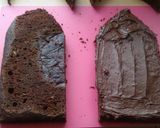A picture of step 5 of Vickys Pirate Galleon Cake!.