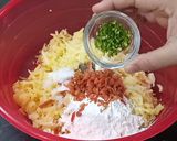 A picture of step 3 of Potato Crispers.
