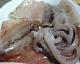 A picture of step 1 of Tender Squid and Green Onions with Vinegar Miso Sauce.