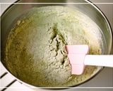 A picture of step 4 of Simple and Fluffy Matcha Muffins.