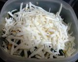 A picture of step 4 of Spinach and corn sandwich.