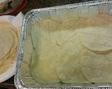 A picture of step 5 of Green chicken enchilada casserole.