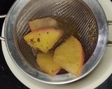 A picture of step 4 of Apple Cinnamon Tea.