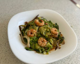 Foto del paso 7 de la receta: Espaguetis de calabacín con gambas y ajetes