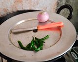 A picture of step 2 of मेथी टमाटर की सब्जी.