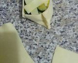 Foto del passaggio 3 della ricetta Sfogliatine salate con le zucchine