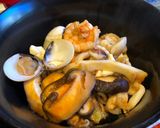 รูปขั้นตอนการทำที่ 3 ของ Seafood Soondubu (Korean Soft Tofu Stew)