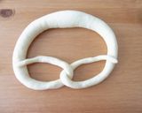 A picture of step 11 of Authentic German Pretzels.