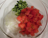 A picture of step 2 of Chinese Style Udon Noodles with Chilled Tomatoes.