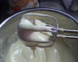 A picture of step 4 of Fluffy and Moist Sponge Cake.