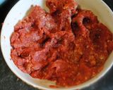 A picture of step 2 of Lahmacun pizza.