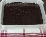 A picture of step 4 of Valentine's Day Truffles (with only 3 ingredients).