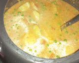 A picture of step 10 of Peas and potato curry.