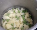 A picture of step 1 of પાઉંભાજી.