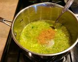 A picture of step 5 of Mike's Very Verde Salsa.