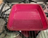 Une image de l'étape 2 de Gâteau aux pêches de vigne et miel.