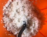 A picture of step 1 of Masan shinkafa.