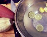 A picture of step 3 of Kanya's Banana Blossoms Salad.