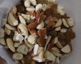 A picture of step 1 of Gajar ka Halwa (Carrot Halwa).