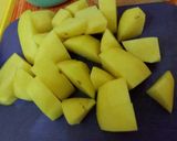 Foto langkah ke 1 dari resep Smiley potatoes.