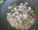 Foto langkah ke 2 dari resep Tumis Daun Pepaya Teri.