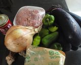 A picture of step 1 of Eggplant and Bell Pepper Keema Curry.