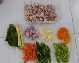 Foto langkah ke 1 dari resep Cumi Asin Pelangi.
