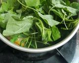 Foto langkah ke 3 dari resep Sayur Bening Bayam Seger.