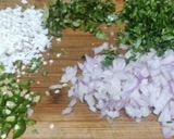 A picture of step 2 of Urad dal ponda.