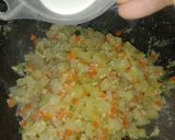 Foto langkah ke 2 dari resep Isian Pastel & Risol.