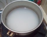 Foto langkah ke 2 dari resep Bubur Nasi Susu.