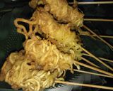 Foto langkah ke 4 dari resep Mie telur gulung.