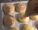Foto langkah ke 5 dari resep Roti Boy / Mexican Bun.