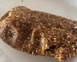 A picture of step 3 of Dates and peanut bites.